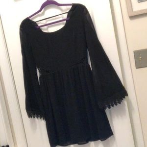 Little Black Dress by Daytrip!